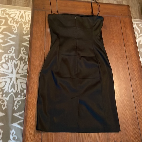 CACHE Dress. Size 10. Beautiful. Classy. Evening. Black pink red. With Flaws. - Picture 4 of 16